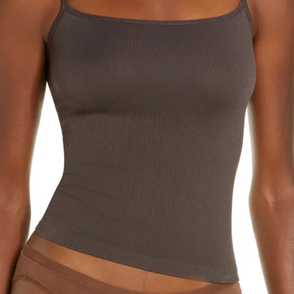SKIMS STRETCH RIB STRAIGHT NECK CAMI